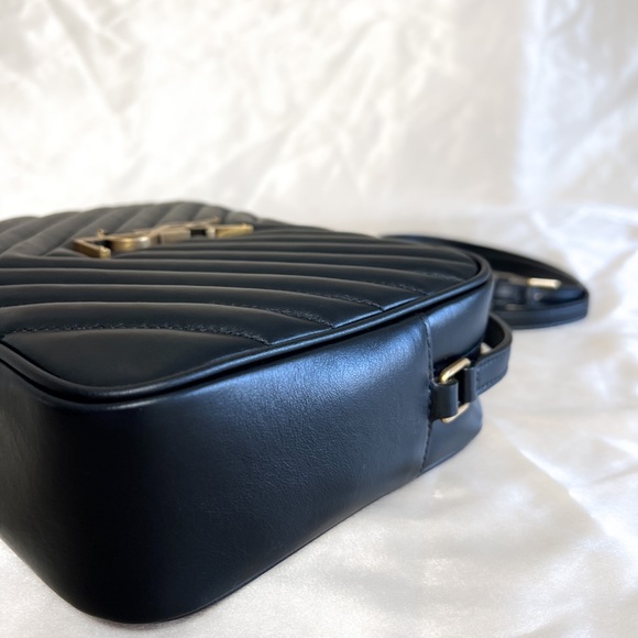 🩷SOLD🩷Yves Saint Laurent Lou Camera Bag - Picture 8 of 16